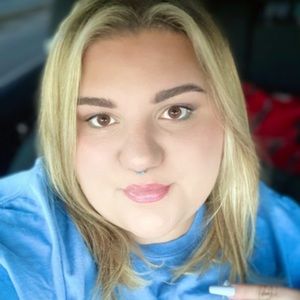 Meet your Posher, Macey